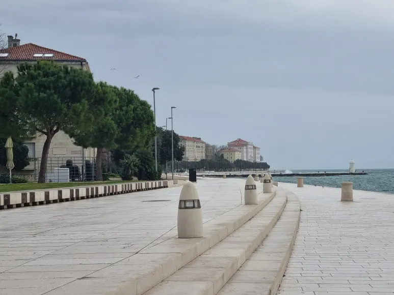 %EC%9E%90%EB%8B%A4%EB%A5%B4_%ED%95%B4%EC%95%88%EA%B0%80_.jpg?type=w773