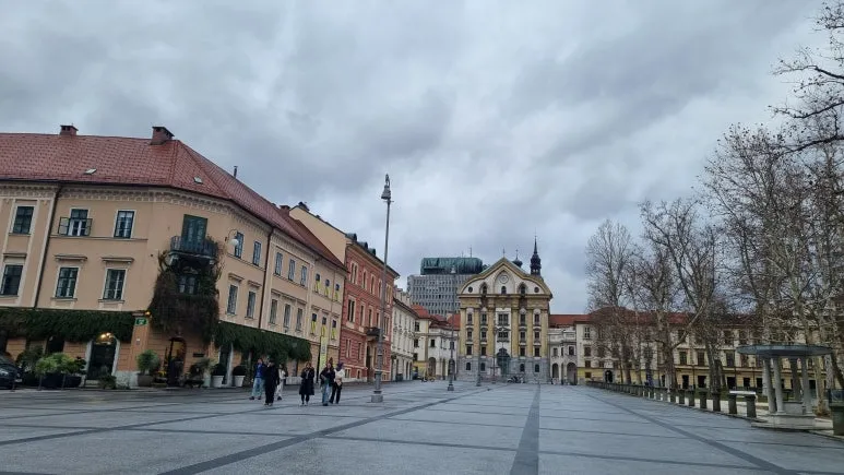 %EB%A5%98%EB%B8%94%EB%9D%BC%EB%83%90_%EB%8F%84%EC%8B%9C_%ED%92%8D%EA%B2%BD_.jpg?type=w773