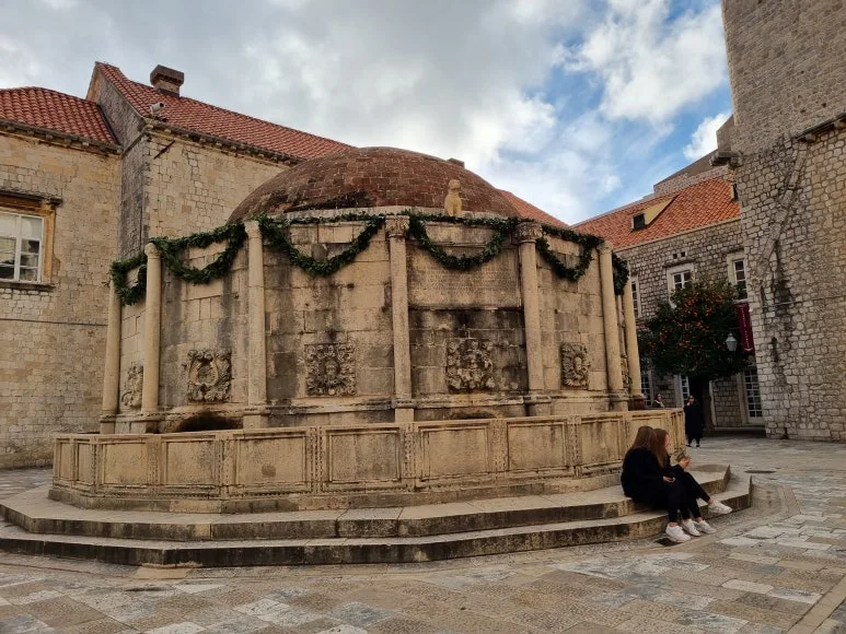 %EB%93%9C%EB%B3%B4%EB%A5%B4%EB%B8%8C%EB%8B%88%ED%81%AC_%EB%B6%84%EC%88%98%EB%8C%80%EC%97%90%EC%84%9C.jpg?type=w773