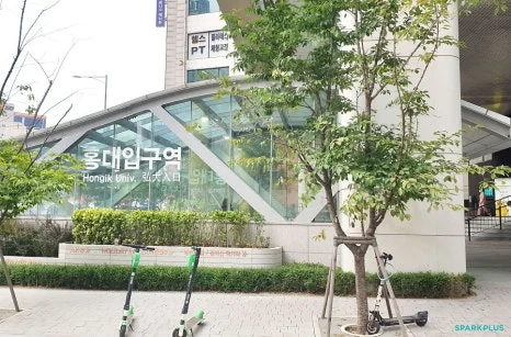 1_%ED%99%8D%EB%8C%80%EC%A0%90_%EC%B6%9C%EA%B5%AC.jpg?type=w466