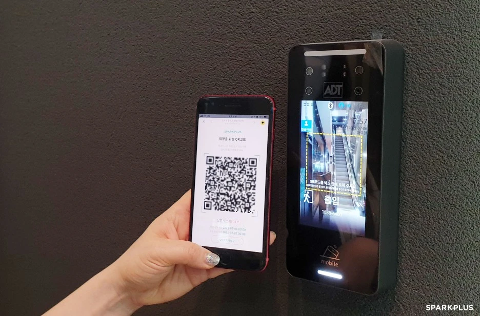 7_%ED%99%8D%EB%8C%80%EC%A0%90_%EC%9E%85%EA%B5%AC_(5).jpg?type=w1