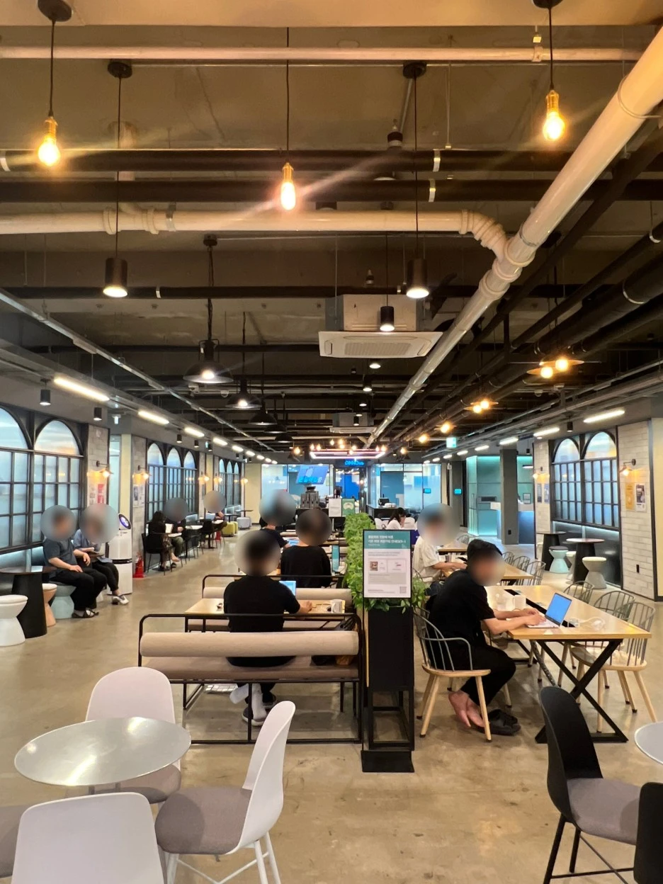 SE-e549e7b9-7549-49aa-a05f-e5c95f59e474.jpg?type=w1