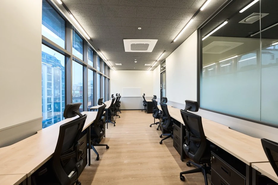 %EC%98%A4%ED%94%BC%EC%8A%A4_10%EC%9D%B8%EC%8B%A4(214%ED%98%B8)_1_(1).jpg?type=w1