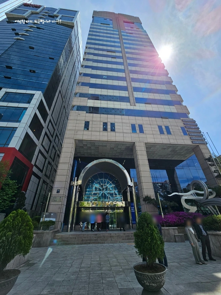 AD_4nXc6O2M5akfJSSYcts5_WlA8p1Lr6Z461WCgLZUZ2N8kRa3LvXUk64t84YC6D6DkwNcDvP-Oa7breXqCARH3gaQ2rBS-WUIcpZb3Tf1oeEKmiTuepQF9xOhcfvGxrl8WNaYOUlxOYg?key=vXyOZSAPZVAPrnj9HoRqKQ