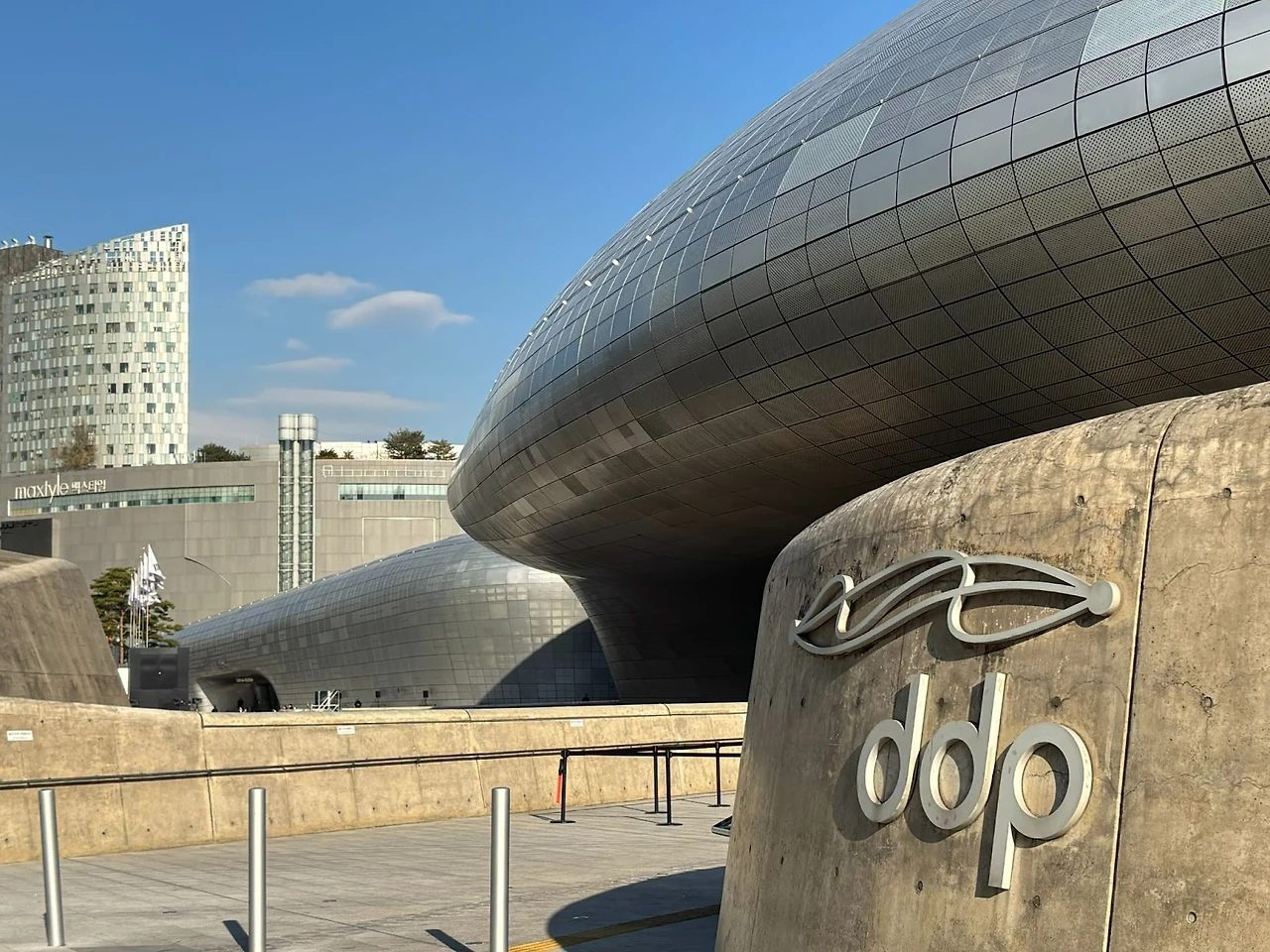 AD_4nXedPq61tCuIyaryuV3RGcDfC7G6a2BTlqJr_xFj6txF-kOZgNS2_q5ePitcaMkaScy9EAzLhxTOLR7TRlMQUipLMMi63XEHOLqMTmFfSFr4bS6RI6BmRmPtWMwVxR7CGvv1qDGnTg?key=0rjXaW5iJTkXQa-VJjZmynMP