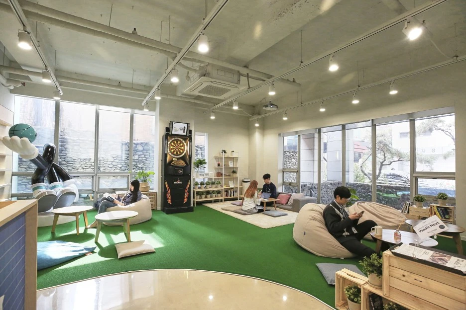 %EC%8A%A4%ED%8C%8C%ED%81%AC%ED%94%8C%EB%9F%AC%EC%8A%A4_%EC%97%AD%EC%82%BC2%ED%98%B8%EC%A0%90.jpg?type=w1