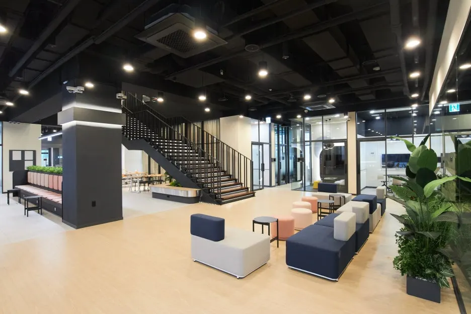 %EA%B0%95%EB%82%A84%ED%98%B8%EC%A0%90_11%EC%B8%B5_%EB%9D%BC%EC%9A%B4%EC%A7%80_(1).jpeg?type=w1