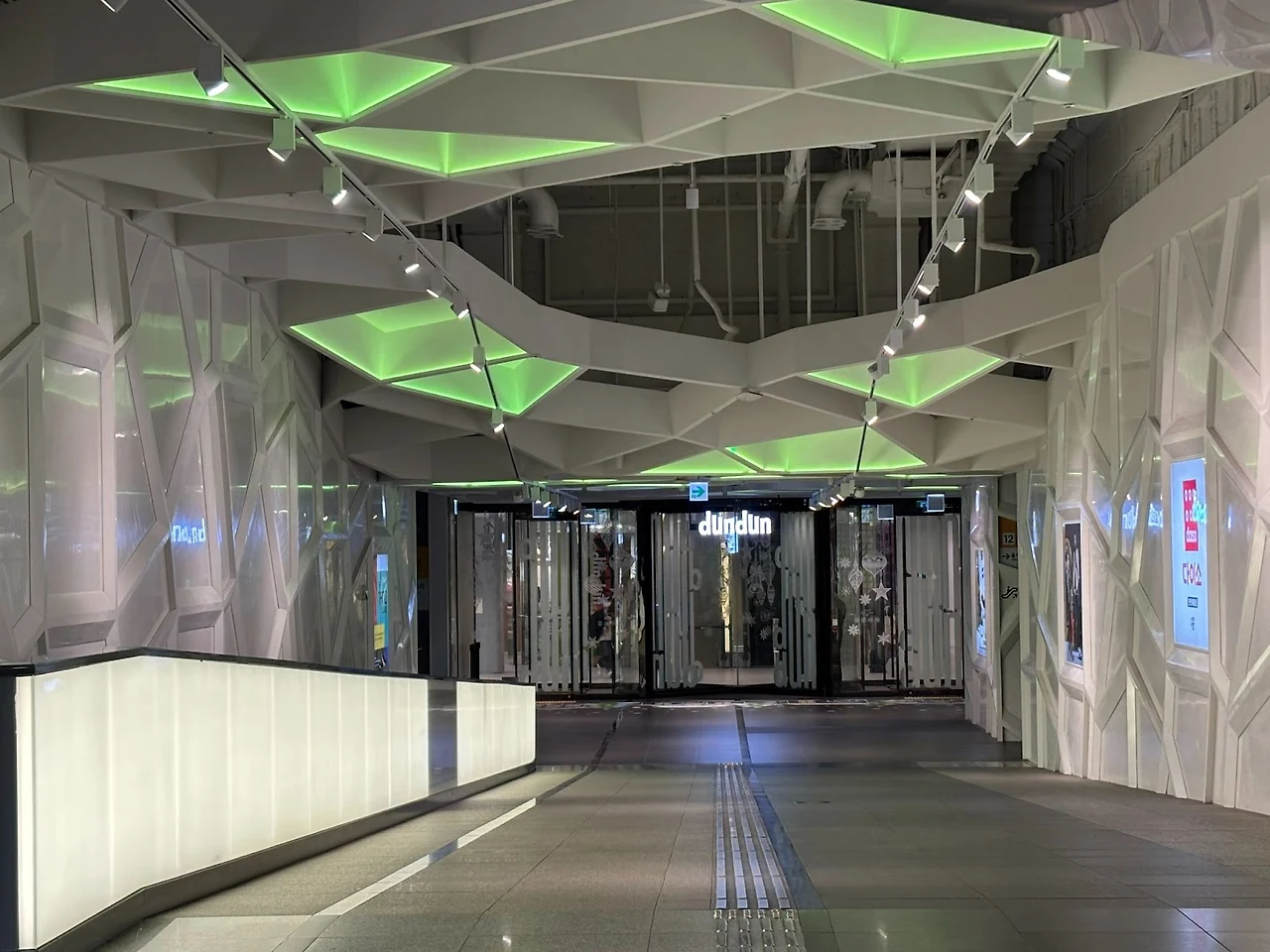 AD_4nXeffEXMJMA77qrSgcT-7o4DL7zeaZauYTVnatHepxW4hvU5ah-QbjIMWnIEaZ3_0mhha_8Bjw37bltM4BcYu7YPZfjDEaeb0dXRBYN1qYKeZcdMn0dC8xd7skjHV_u1bMCJ3E8aIQ?key=0rjXaW5iJTkXQa-VJjZmynMP