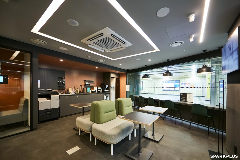 211006_%EC%8A%A4%ED%94%8C%EB%9D%BC%EC%9A%B4%EC%A7%80_%EC%98%A4%ED%94%88_10.png?type=w1