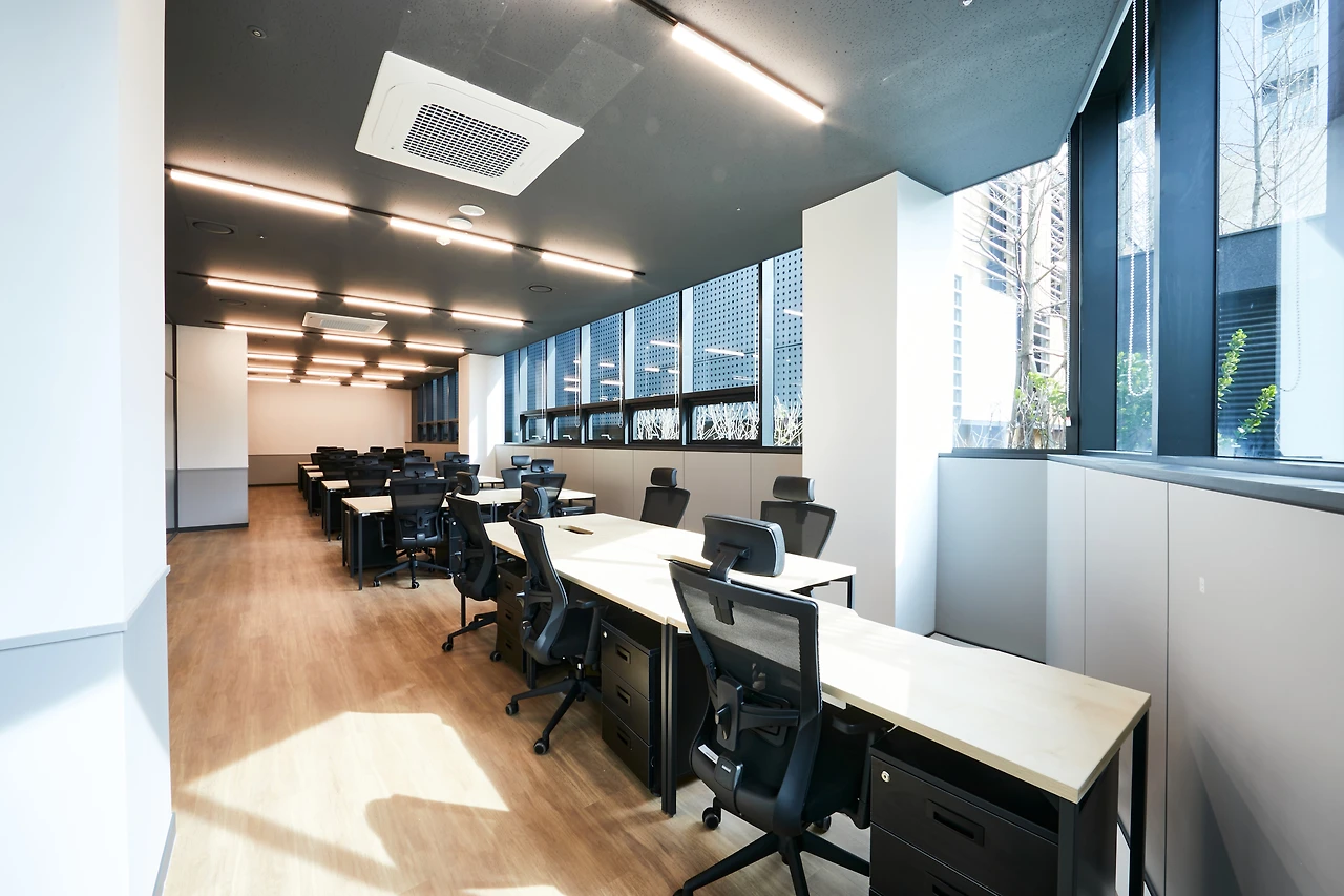 %EC%98%A4%ED%94%BC%EC%8A%A4_21%EC%9D%B8%EC%8B%A4(115%ED%98%B8)_1.jpg?type=w3840