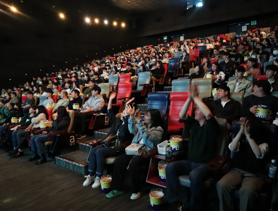 IMG_5568_(1).JPG?type=w1