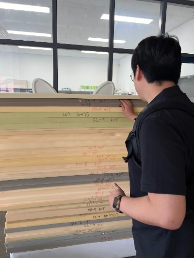 코덱트_폴리우레탄폼 레이어.jpeg