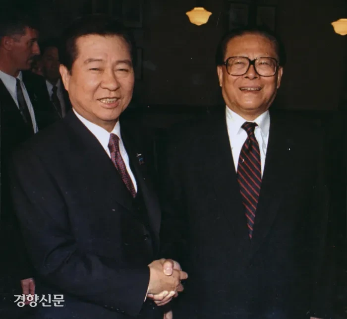 img.webp?credential=yqXZFxpELC7KVnFOS48ylbz2pIh7yKj8&expires=1761922799&allow_ip=&allow_referer=&signature=ORLZEzH0UNV1Yo1WEFYWoMeRe0w%3D