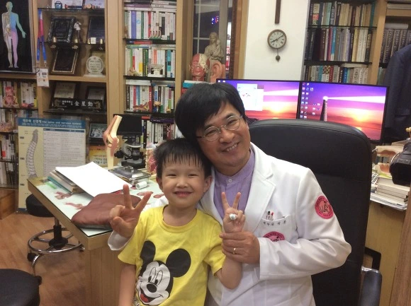 2159DA3C56F4F2260E8CC8