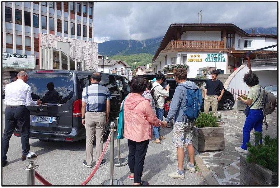 7.jpg?type=w966&jopt=2