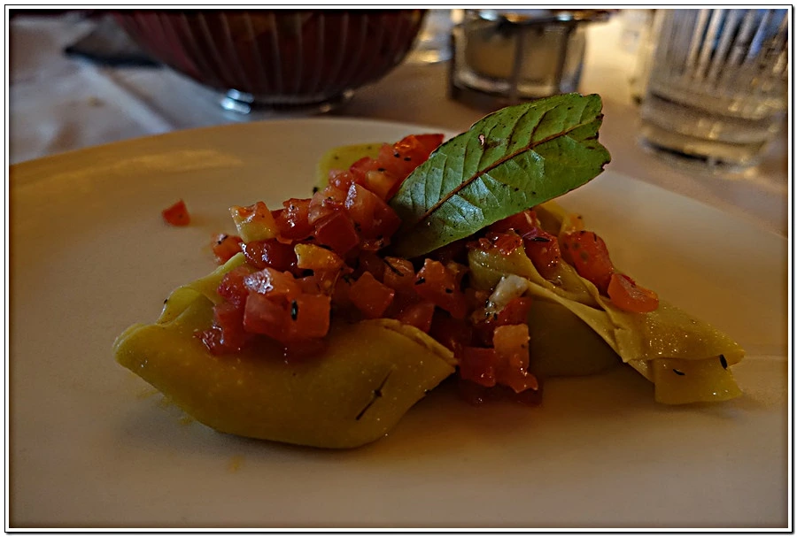 DSC00432.jpg?type=w966&jopt=2