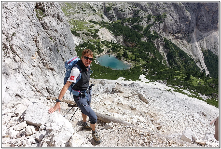 DSC00351.jpg?type=w966&jopt=2