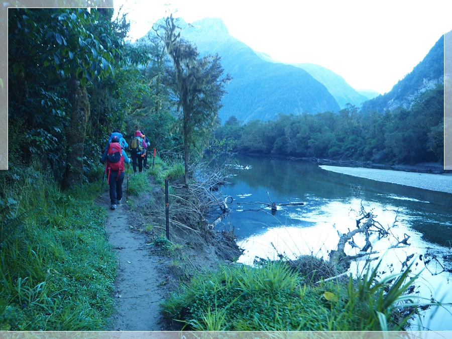 4.jpg?type=w966&jopt=2