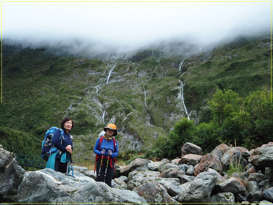 44.jpg?type=w966&jopt=2