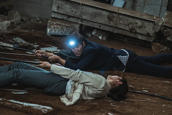 movie_image.jpg?type=m665_443_2