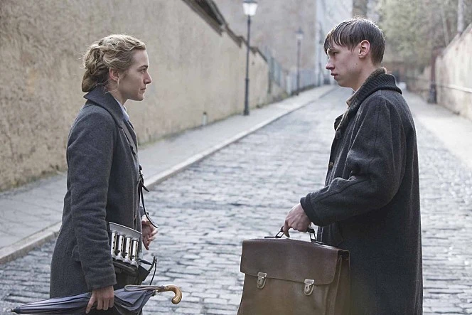 movie_image.jpg?type=m665_443_2