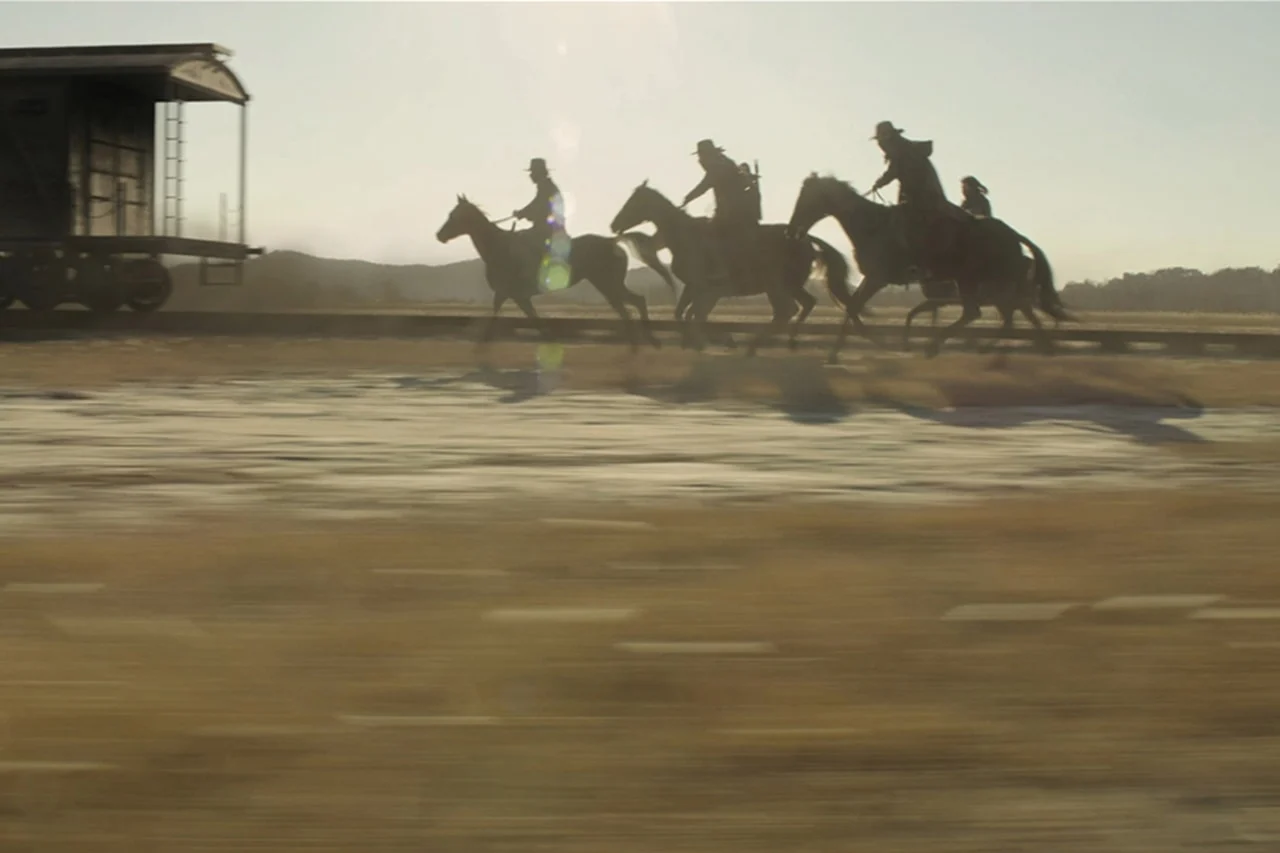 https%3A%2F%2Fkr.hypebeast.com%2Ffiles%2F2023%2F08%2Fnetflixs-song-of-the-bandits-starring-kim-nam-gil-releases-stills-and-trailer-release-info-03.jpg?cbr=1&q=90