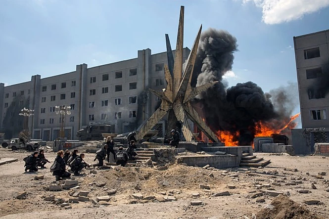 movie_image.jpg?type=m665_443_2