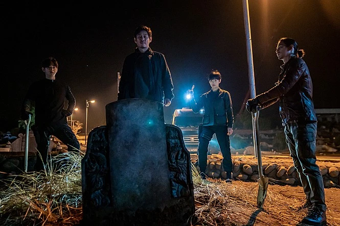 movie_image.jpg?type=m665_443_2