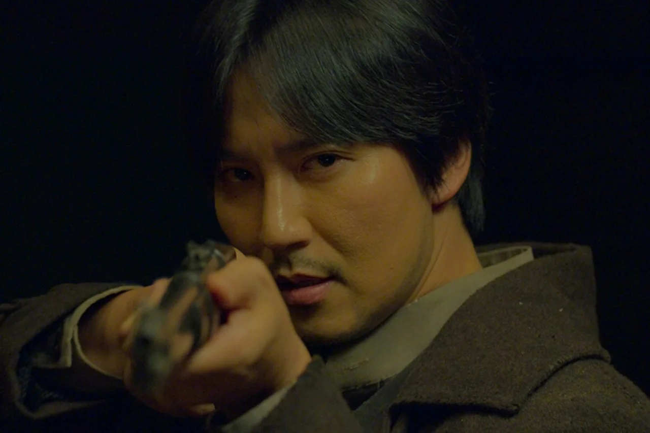 https%3A%2F%2Fkr.hypebeast.com%2Ffiles%2F2023%2F08%2Fnetflixs-song-of-the-bandits-starring-kim-nam-gil-releases-stills-and-trailer-release-info-01.jpg?cbr=1&q=90