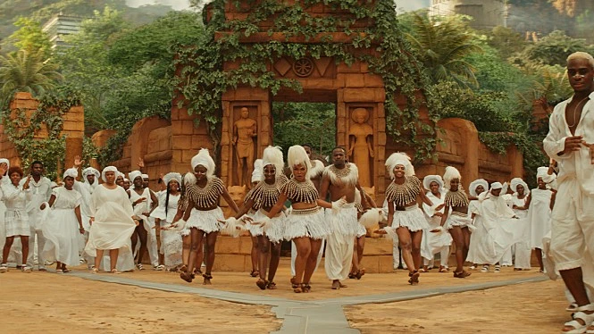 movie_image.jpg?type=m665_443_2