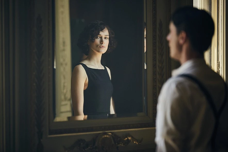 movie_image.jpg?type=m886_590_2