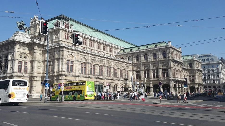 1524989687233.jpg?type=w1