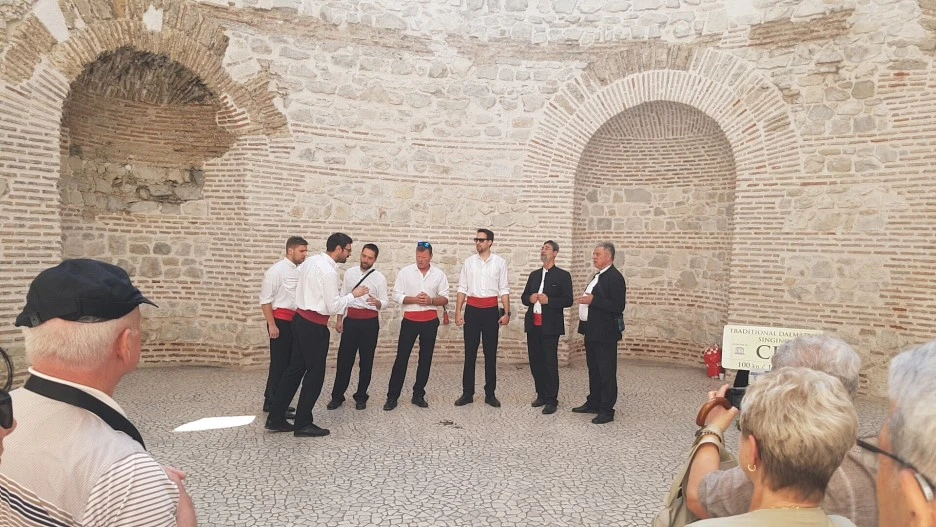 1525598716387.jpg?type=w1