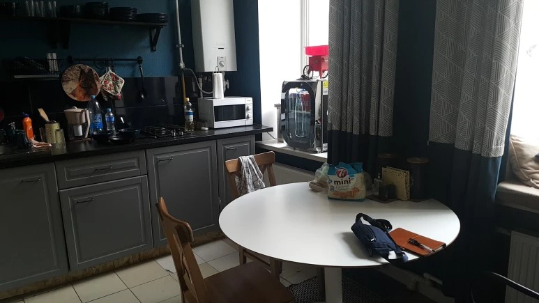 1523856391379.jpg?type=w773