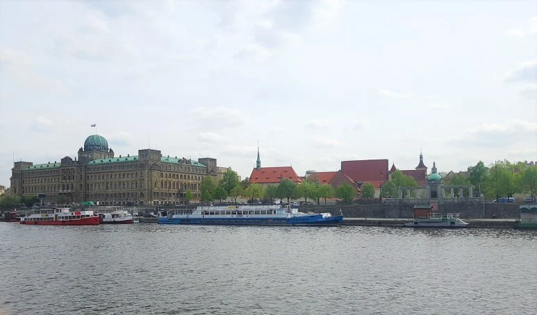 1524572401072.jpg?type=w773