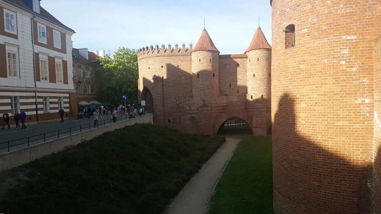 1524409725337.jpg?type=w773