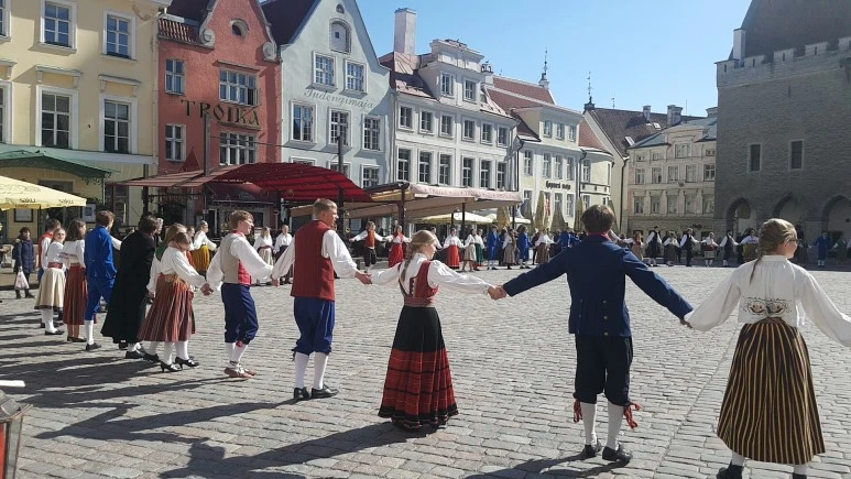 1524137671548.jpg?type=w773