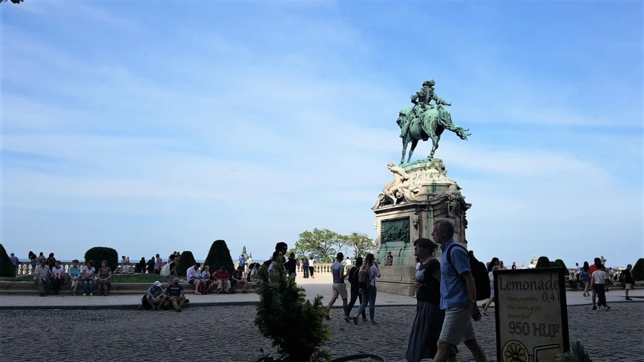 1525187345634.jpg?type=w1