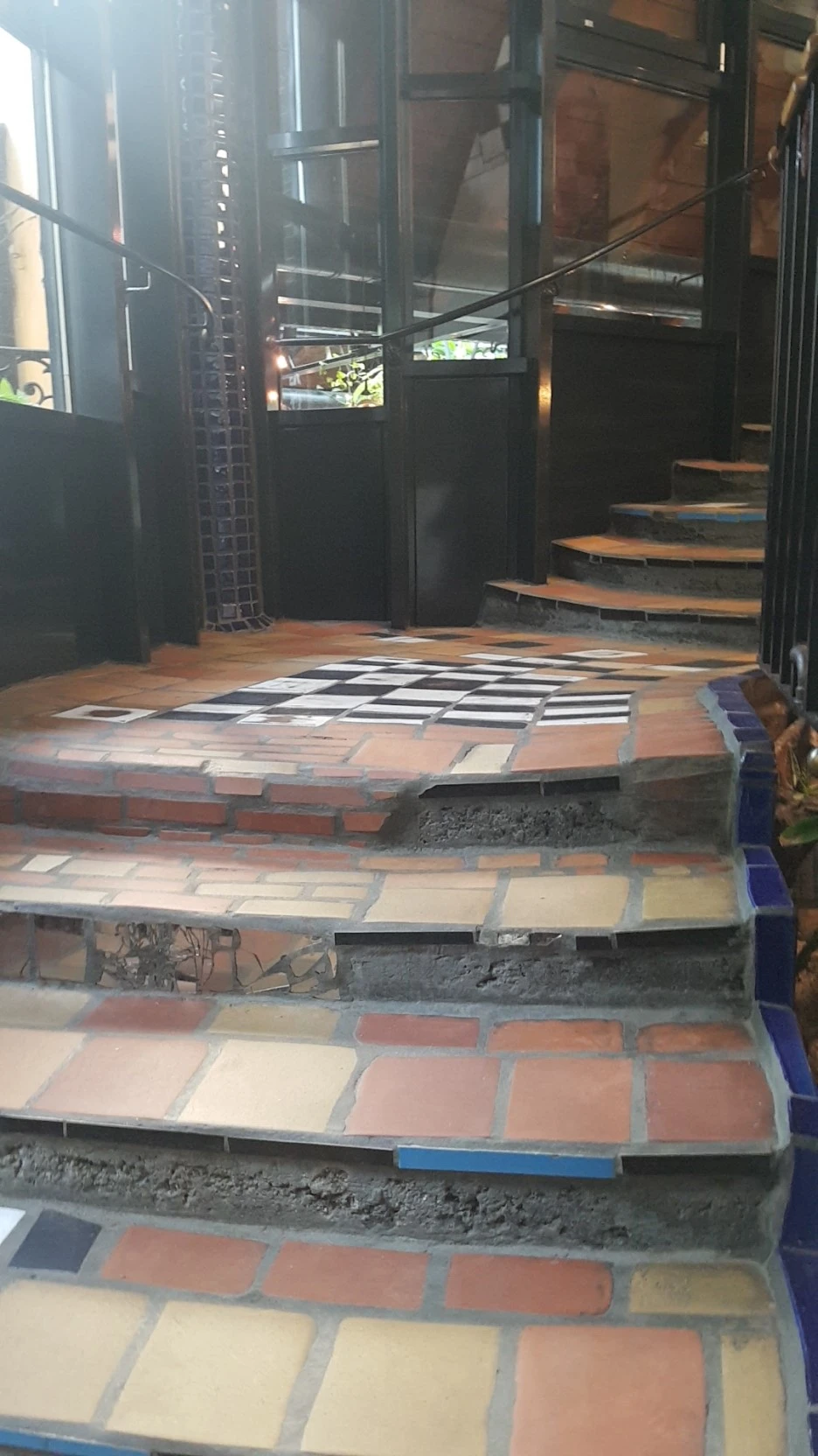 1525015289893.jpg?type=w1