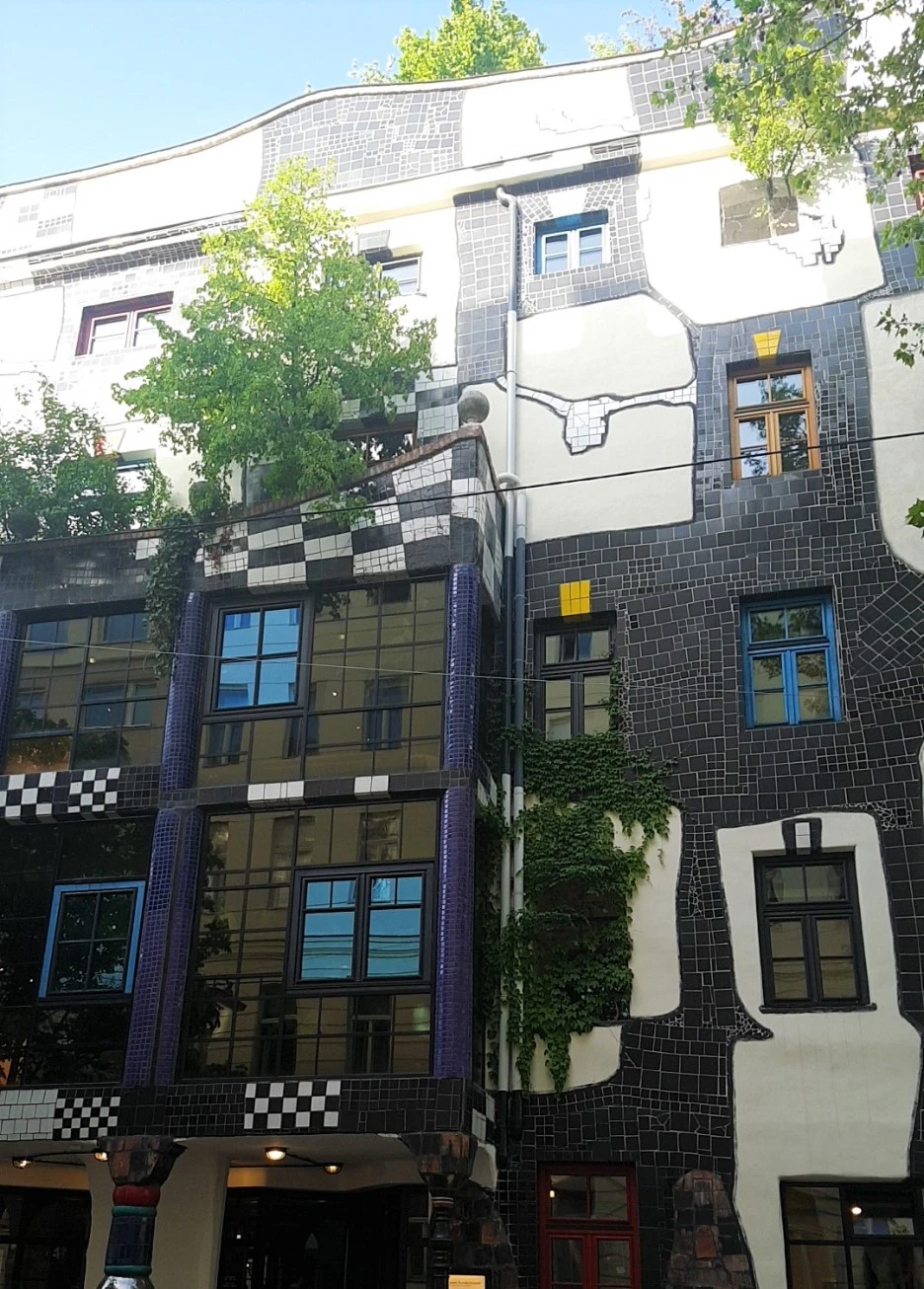 SE-4066b535-ff4d-4748-8aa0-652bea80c9cd.jpg?type=w1