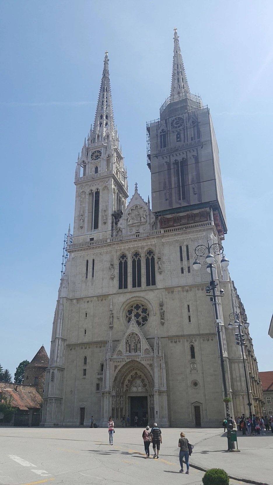 1525342502338.jpg?type=w1