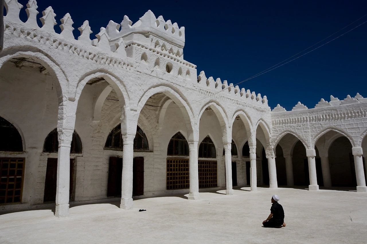 퀸 아르와 모스크.JPG