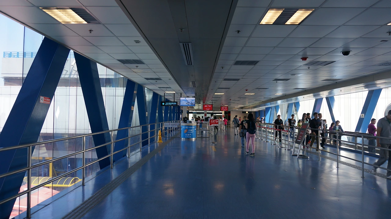 홍콩섬 페리터미널 (22).JPG