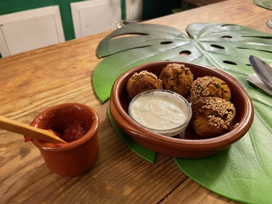 IMG_9961.jpg?type=w966