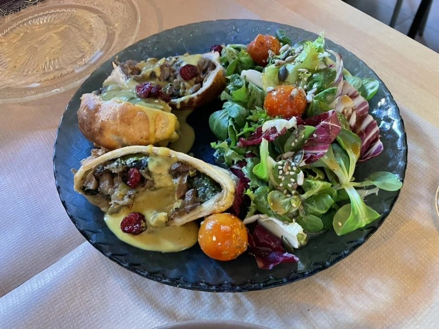 IMG_9991.jpg?type=w966