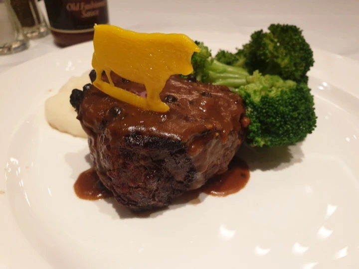 fc1811c38aa44c9aab32da3913eede3e687f34ee