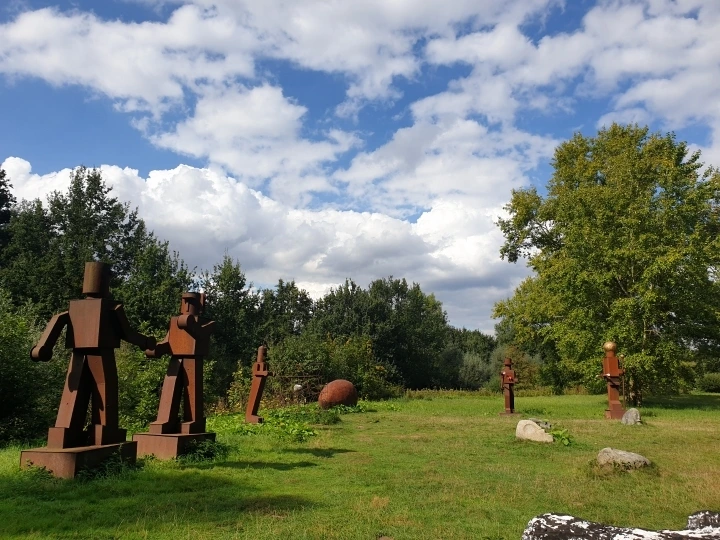 cbe8e7e69ce4bfaad5f673491d7cbebac46266c0