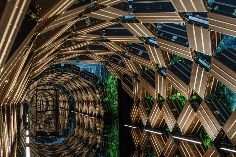 https%3A%2F%2Fhypebeast.com%2Fimage%2F2025%2F07%2F09%2Flouis-vuitton-ship-themed-complex-the-louis-0013-1.jpg?q=75&w=800&cbr=1&fit=max