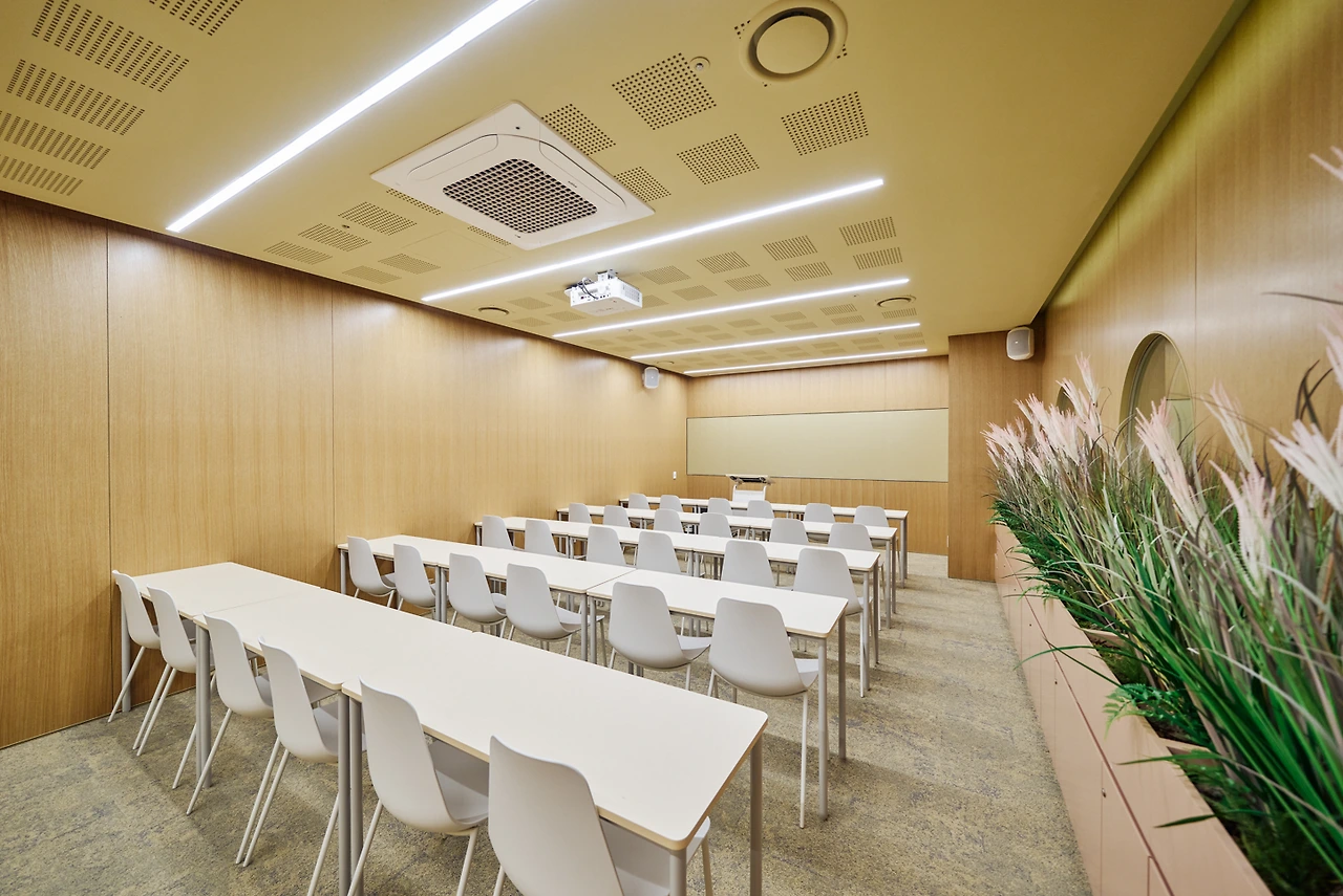 합정점 세미나룸 압축.PNG