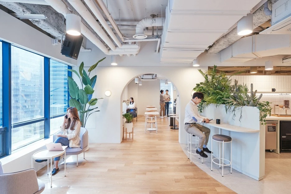 191006_fastfive_samsung3_0500.jpg?type=w1